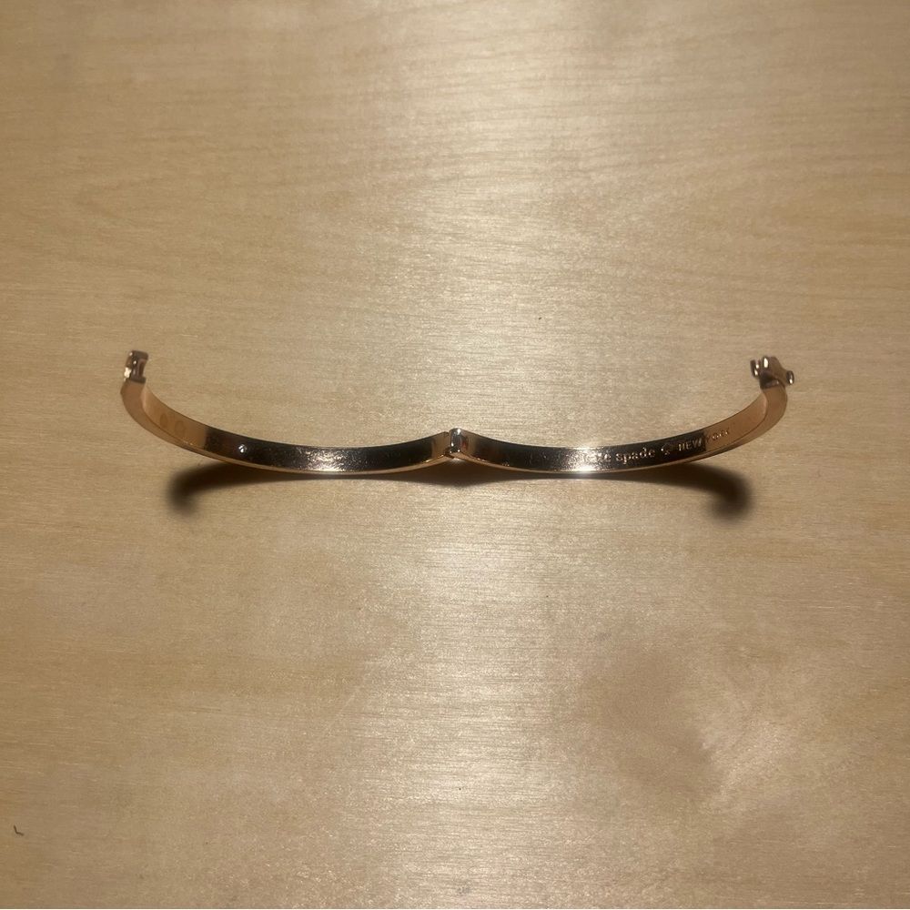 Kate Spade Rose Gold Watch with matching Bangle needs batteries/service - Picture 6 of 9
